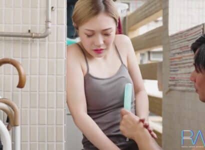 Cha chồng lực lưỡng bí mật thỏa mãn con dâu, bắn tinh trùng giúp sinh con