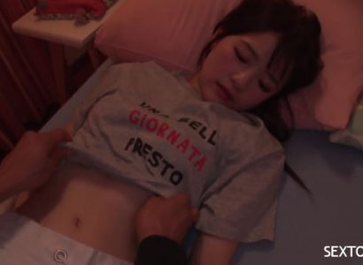 Đồng Cư Ham Muốn Cháy Bỏng Với Yui Nagase