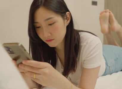 Chị vợ xinh đẹp bị chồng phản bội, cô đơn mời shipper cơ bắp giao ‘hàng đặc biệt’ thỏa mãn